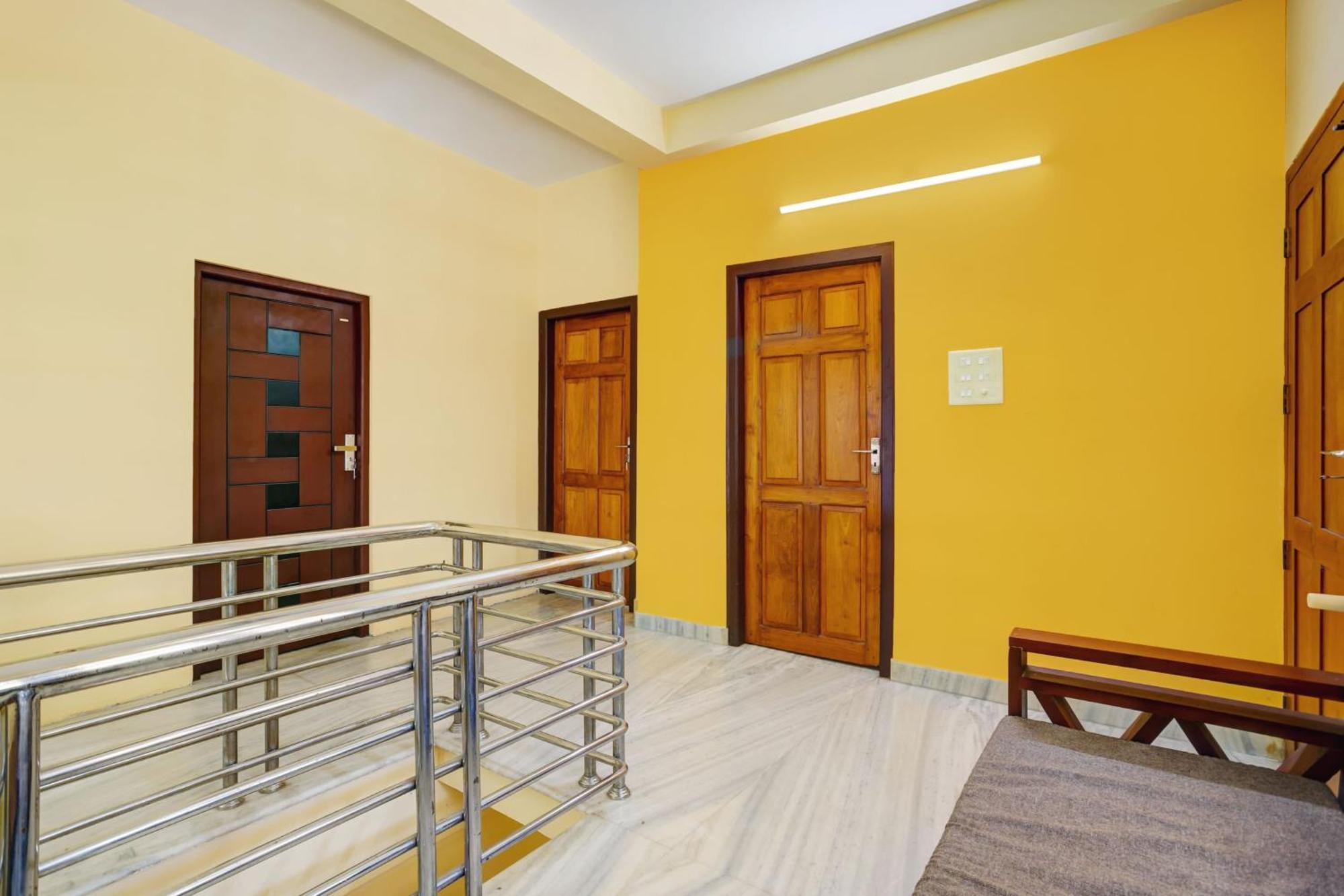 Super Hotel O Lm Residency Thiruvananthapuram Dış mekan fotoğraf