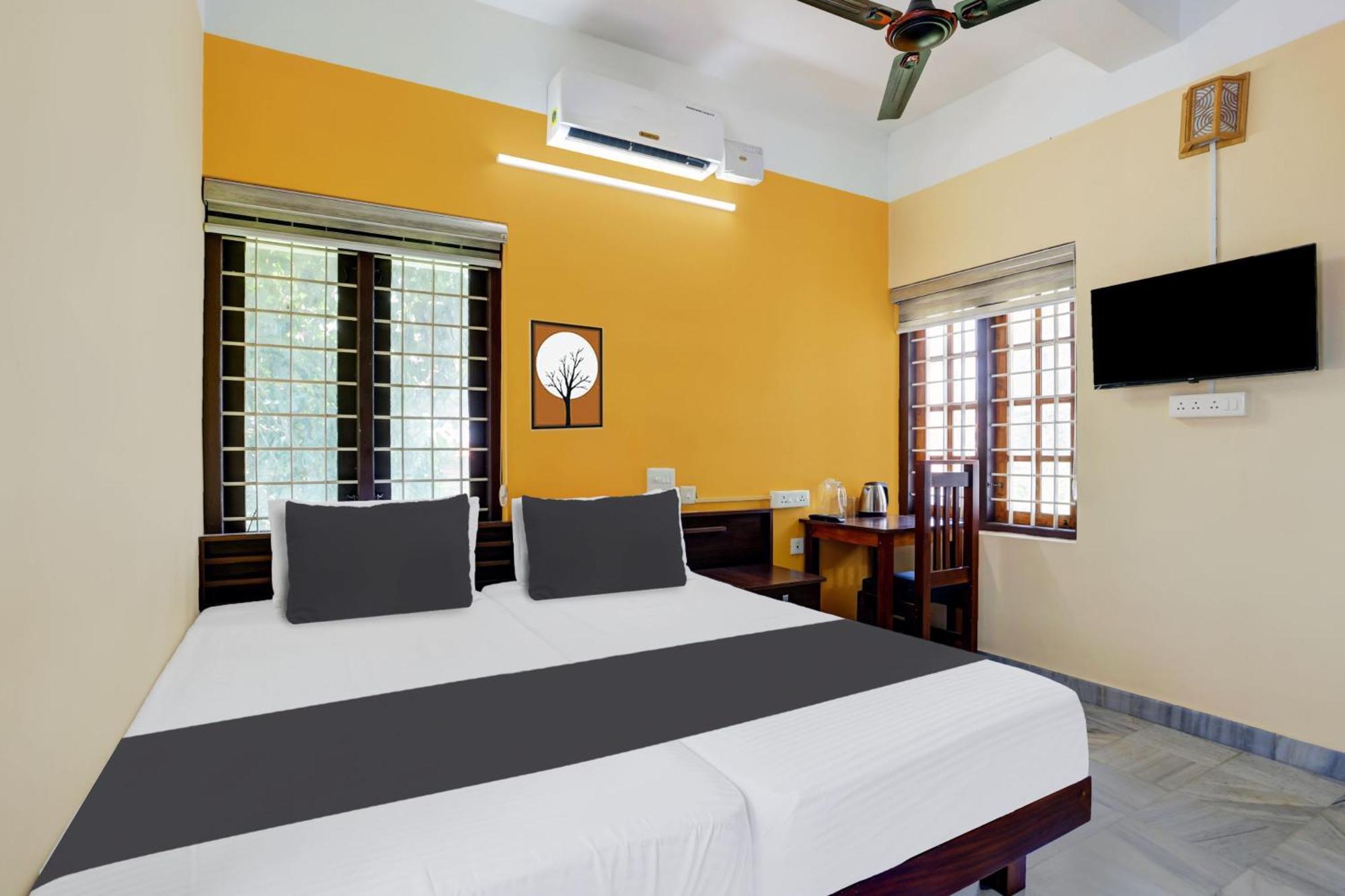 Super Hotel O Lm Residency Thiruvananthapuram Dış mekan fotoğraf