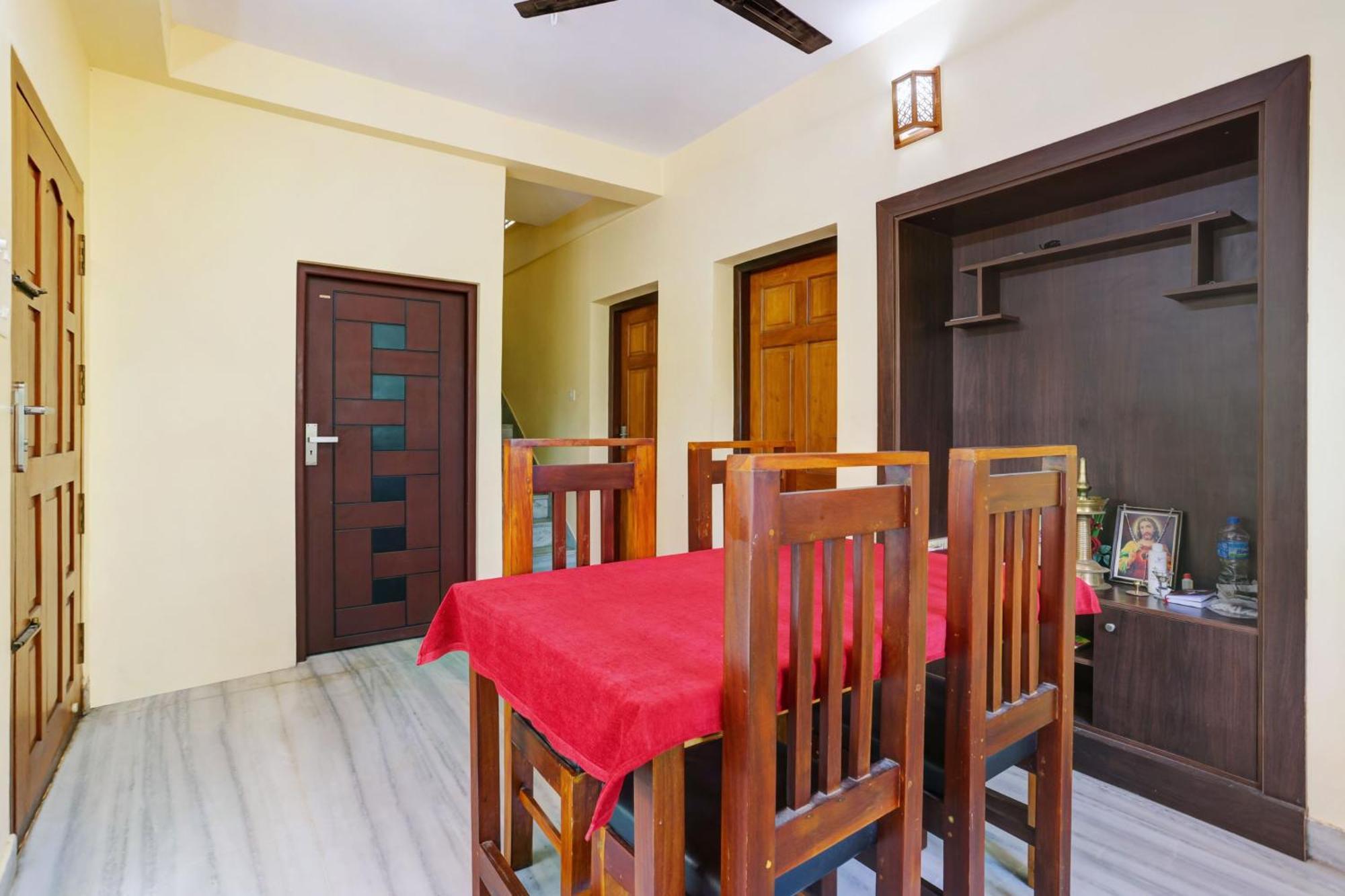 Super Hotel O Lm Residency Thiruvananthapuram Dış mekan fotoğraf